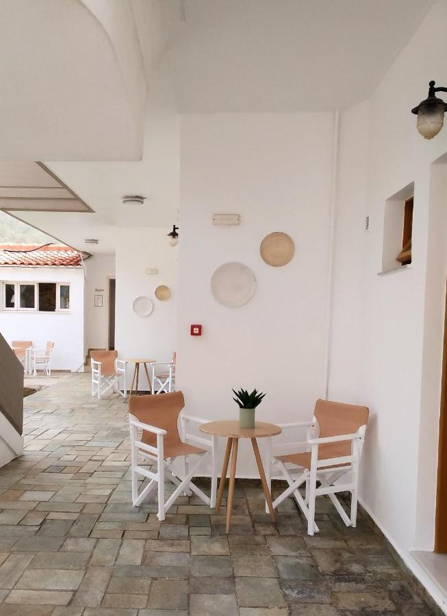 Idomeneas Apartments Sougia Exterior foto